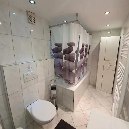 @ Zimmervermietung *